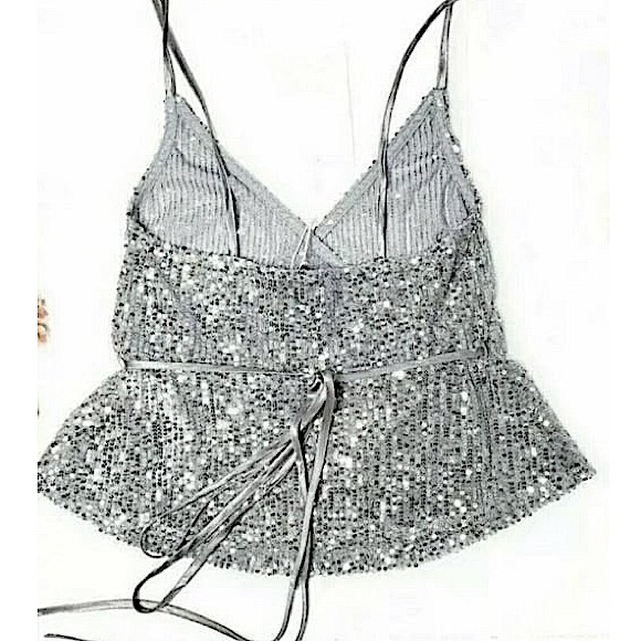 NWT Zara Women’s Silver Sequin Wrap Top Sleeveless Cropped Party Shirt - Picture 3 of 8